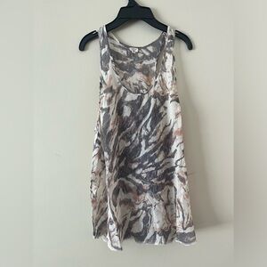 Wilfred tank, size  large